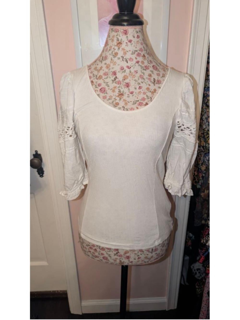 Free People White Ribbed Lace Puff Sleeve Tee S
